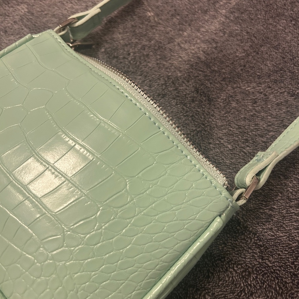 Wild Fable Mint Croc-Embossed Crossbody Bag